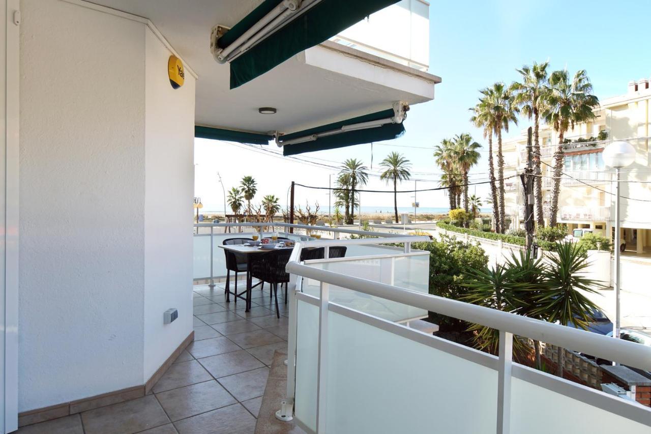 Beach Club House Castelldefels Exterior foto