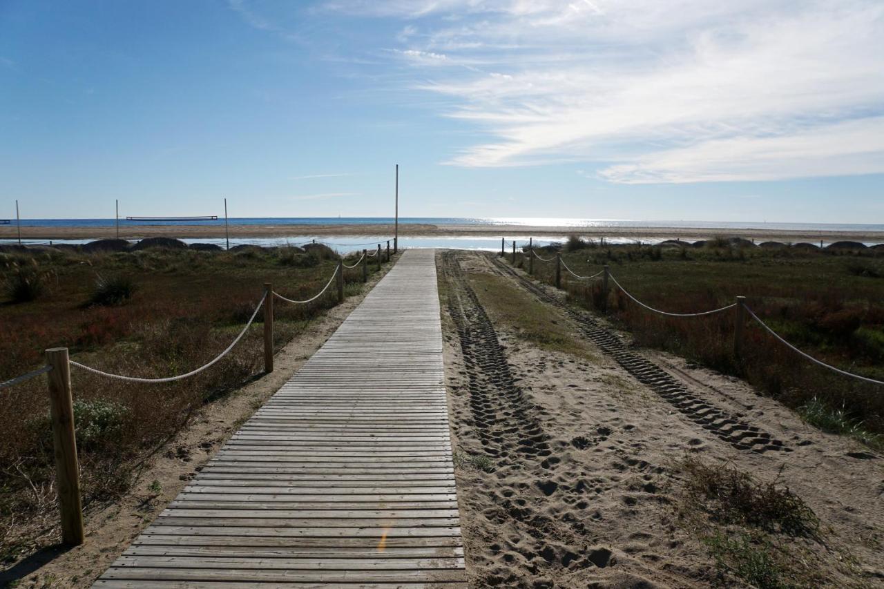 Beach Club House Castelldefels Exterior foto